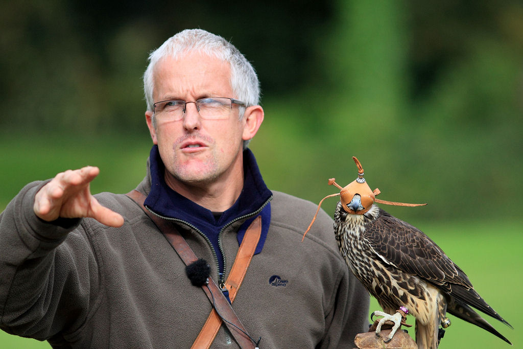 200mm 1/3200sec f2.8 -1/3 stop (ISO 400)