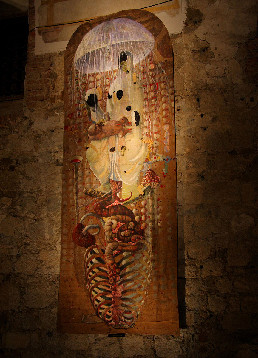 28mm 1/60sec f4.5 -2/3 stop (ISO 400)